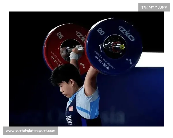 中国举重队新人为主阵容出战世锦赛，重点考察洛杉矶奥运潜力